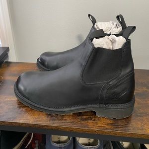 Danner Black Chelsea Boots w/ Vibram Sole in Size 13
